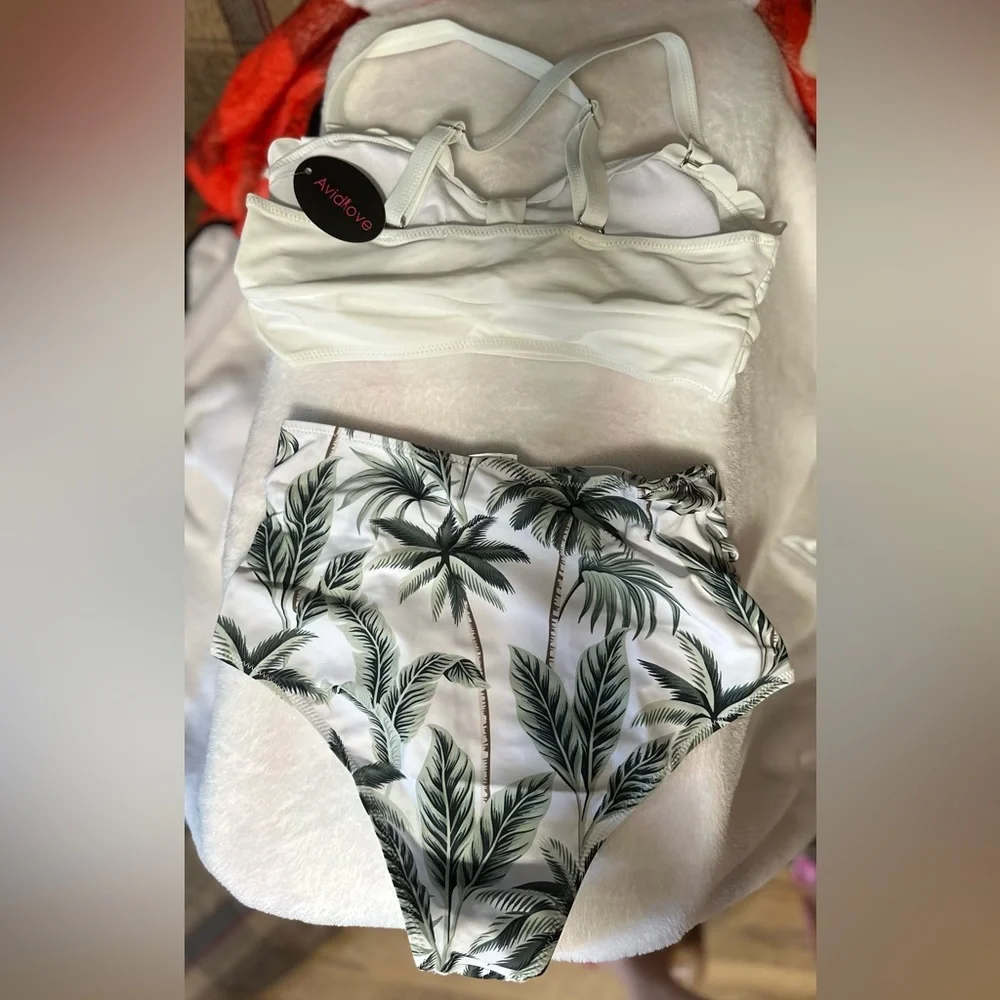 AvidLove 2 piece palm bikini - Picture 4 of 4